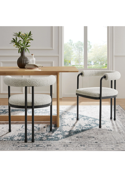 Chaise de salle à manger Aveline à dossier incurvé en métal et boucle, perle noire
