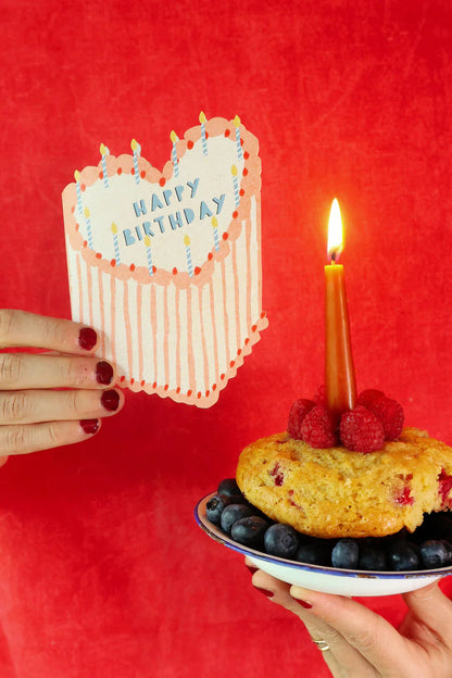 Carte d'anniversaire gâteau en forme de cœur 